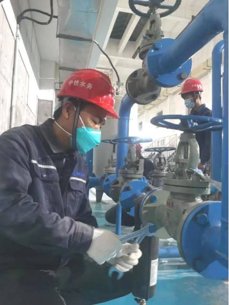 青年精神素养提升丨水务保供 水厂青年“满格担当”